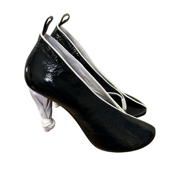 Louis Vuitton Black White Patent Leather Knot Pump Heels Womens 39 / US 9 - Picture 1 of 10